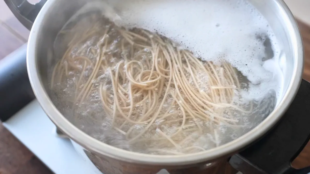 【年越しそばにも】とろとろねぎが美味しい鶏南蛮そばの作り方・レシピ